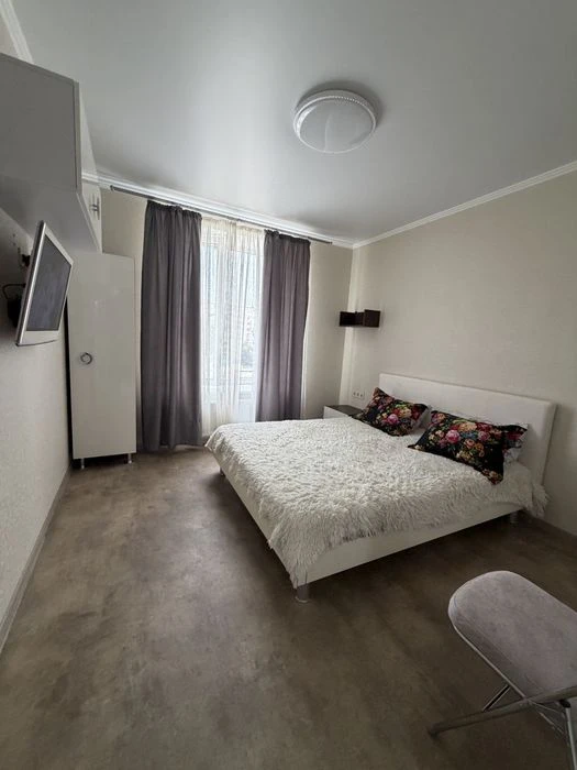 Продаж 2 к квартира, район Косіора  ,жк Хмельницький , вул.Б
