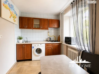 Продаж Квартира Відрадний