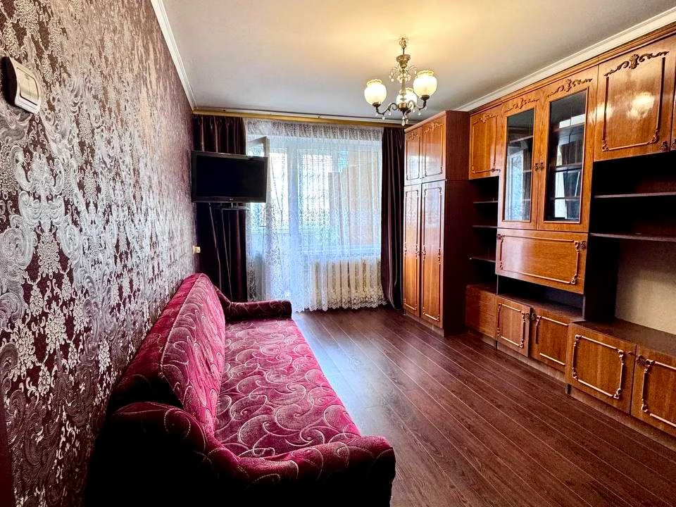 Apartment. Vinnytsia, Stelmakha St.