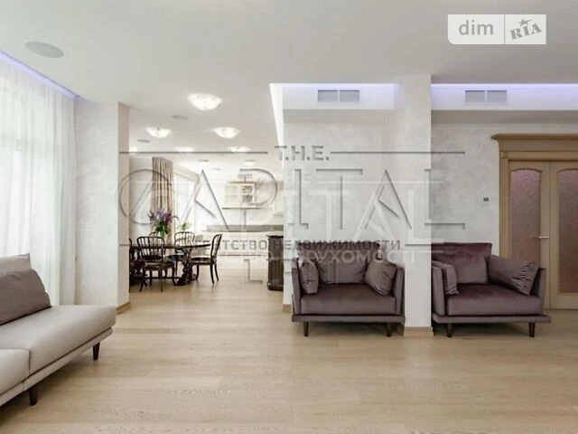 Sale of 2-room apartment 188 sq. m. on Andriy Verkhoglyada St. 15 •