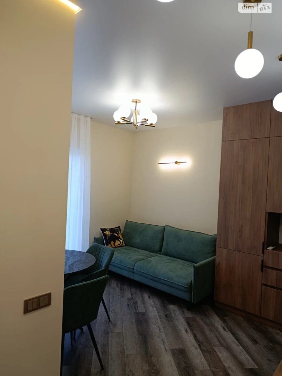 Продаж Квартира Ближні Млини