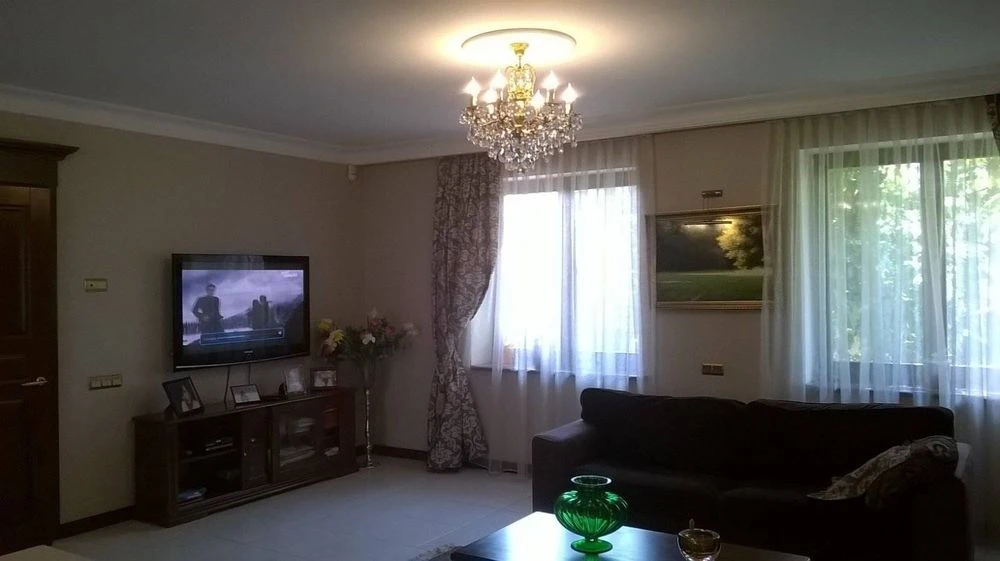 ТЕРМІНОВО Недорого Продам сучасний будинок ,ділянка 6 сот