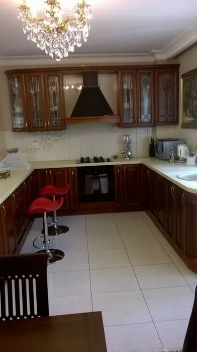 ТЕРМІНОВО Недорого Продам сучасний будинок ,ділянка 6 сот