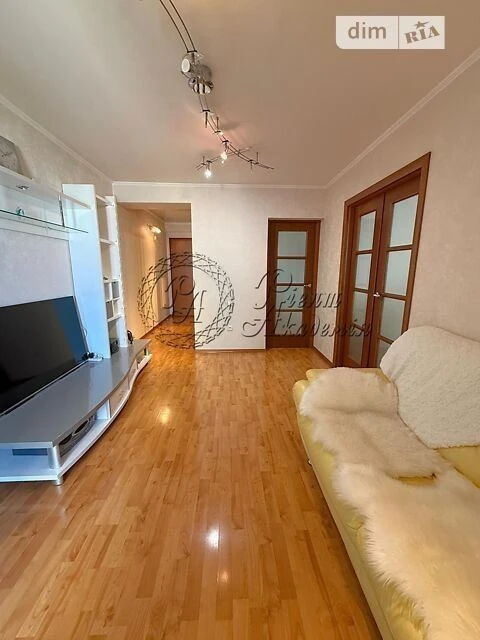 Sale of 3-room apartment 81 sq. m. on Oleksandra Arkhipenka St. 2/1
