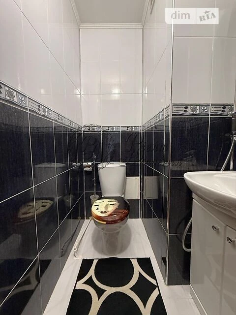 Sale of 3-room apartment 81 sq. m. on Oleksandra Arkhipenka St. 2/1