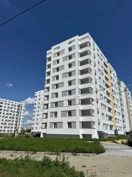 Продам 1 комнатную квартиру на 8 этаже в новострое . ЖК " Ск