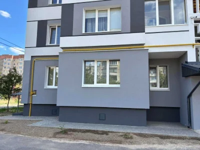 Продам 3 кім. квартиру, супер під комерцію або житло.