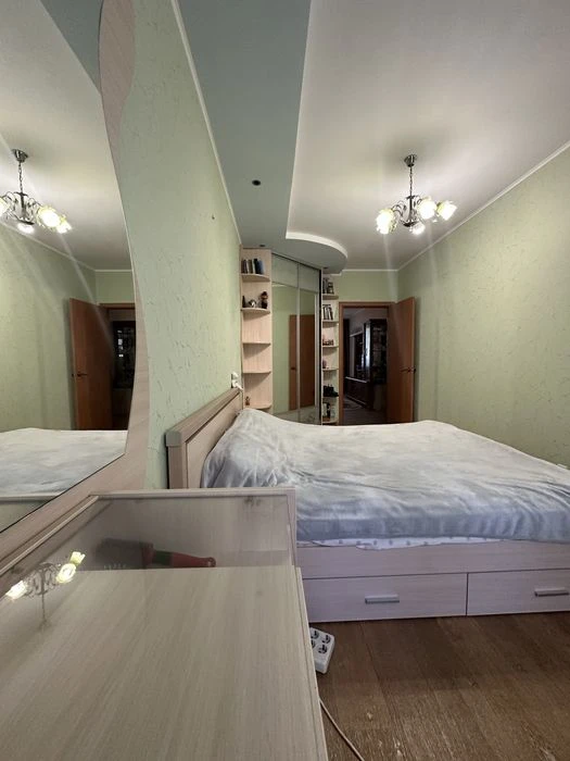 Двокімнатна. Другий поверх. Продаж.