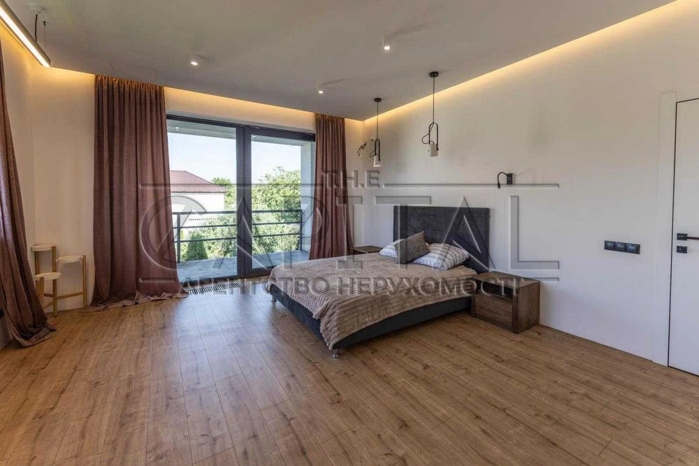 Продаж будинку 298 м² / 6 соток/ м. Славутич 2 км / Осокорки
