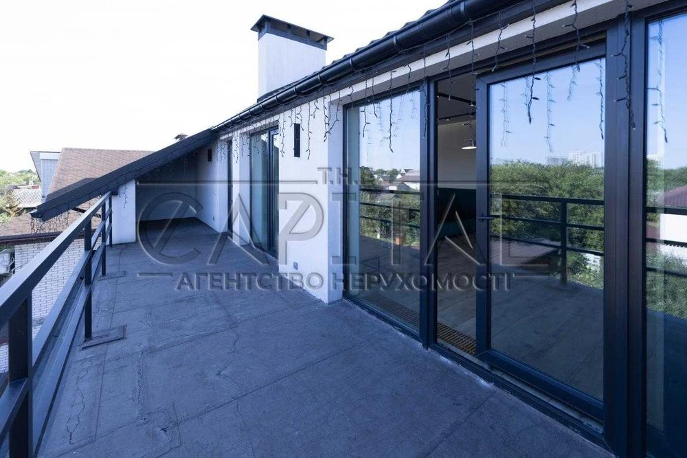 Продаж будинку 298 м² / 6 соток/ м. Славутич 2 км / Осокорки
