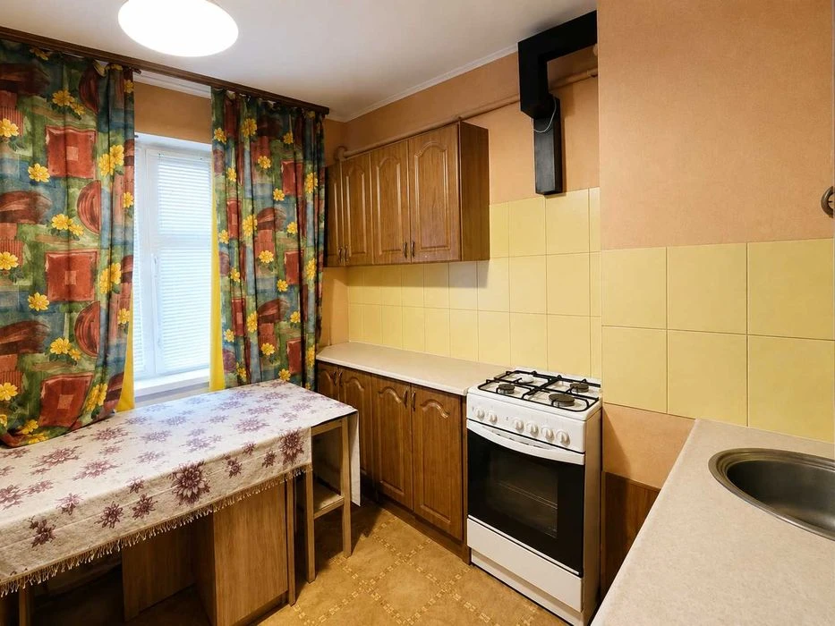 Продам 1-кімнатну квартиру на Таїрова вул. Академіка Вільямс