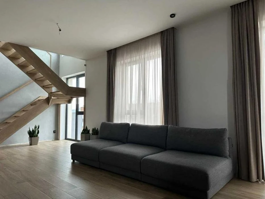 Продаж 5 кім квартира 170 м² 4/5ц вул.Героів Крут, Торг! 550