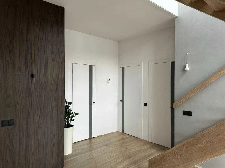 Продаж 5 кім квартира 170 м² 4/5ц вул.Героів Крут, Торг! 550