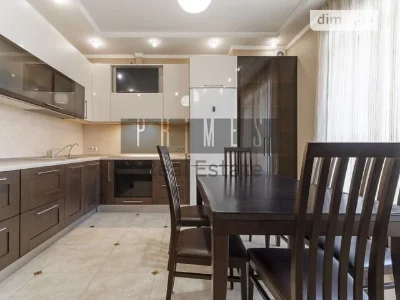 Продаж 1к квартири 56 кв. м на вул. Андрія Верхогляда 14 • I