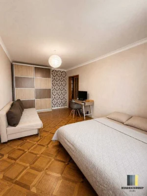 Продам 3-кім квартиру площею 86,5 м² за адресою вул. Писарже
