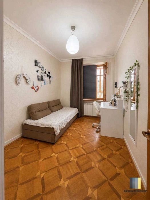 Продам 3-кім квартиру площею 86,5 м² за адресою вул. Писарже