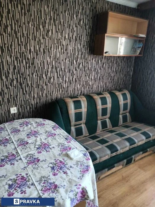 ТЕРМІНОВО! Простора 3 кімнатна квартира 74м2, біля 17 школи!