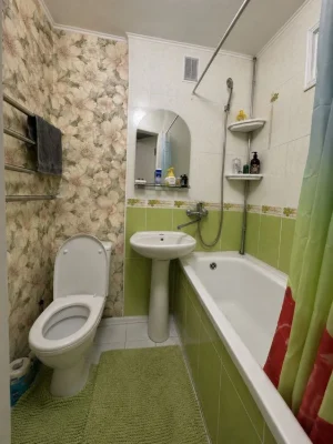 1-кімнатна квартира з ремонтом, Черемушки 32 м²