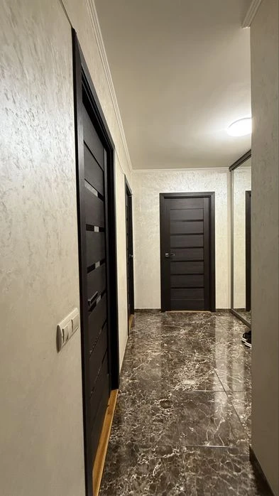 Продаж 3 кімн.квартири по вул.Наукова