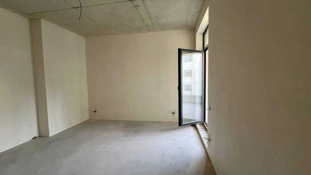 Продаж квартири на вул. Коновальця