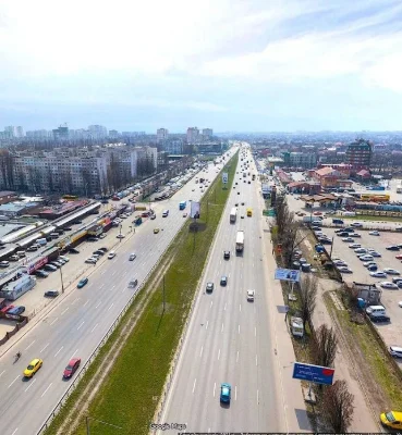 Продаж фасадної земельної ділянки під комерцію вздовж В.Окру