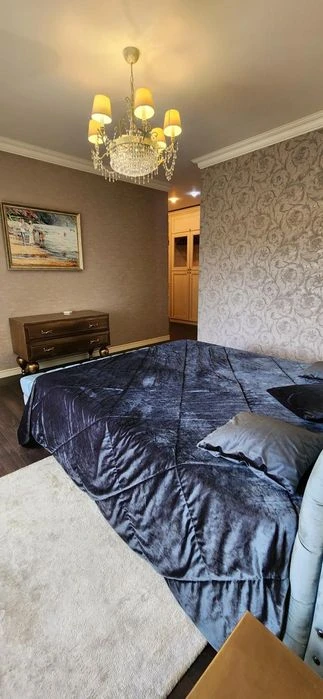 Luxury HOUSE for sale on French Boulevard!