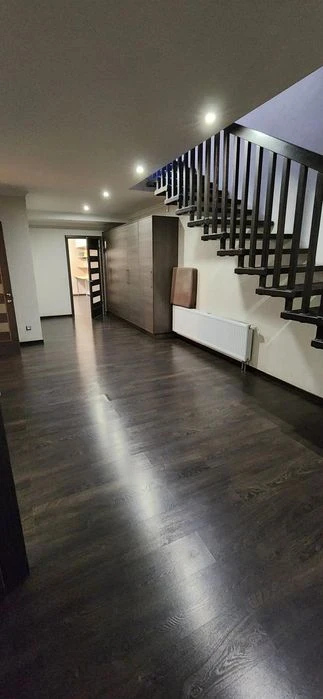 Luxury HOUSE for sale on French Boulevard!
