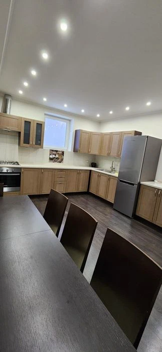 Luxury HOUSE for sale on French Boulevard!