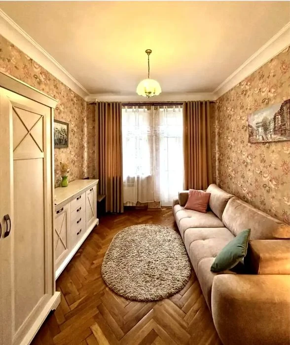 Продаж  2к квартири,  Печерськ, вул. Цитадельна, 5/9
