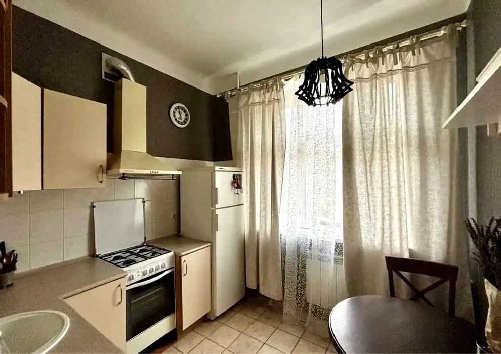 Продаж  2к квартири,  Печерськ, вул. Цитадельна, 5/9