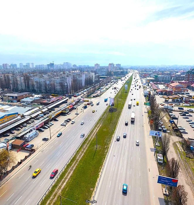 Продаж фасадної земельної ділянки під комерцію вздовж В.Окру