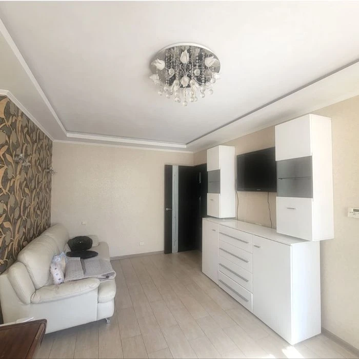 Продаж 3-х квартири. Район ПТЗ , зуп.Театральна .Сертіфікат