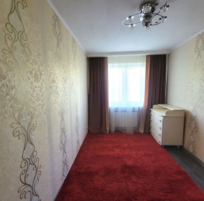 Продаж 3-х квартири. Район ПТЗ , зуп.Театральна .Сертіфікат