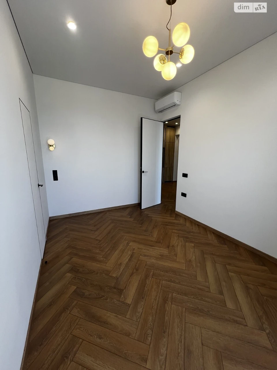 Продаж Квартира Приморський