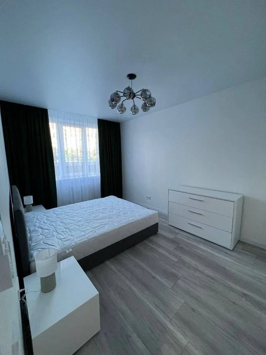 2-кімнатна з ремонтом у ЖК Sky City вул. Варненская