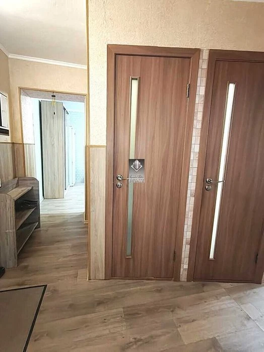 Продаж 2-кімнатної квартири роздільного планування, Шевченкі