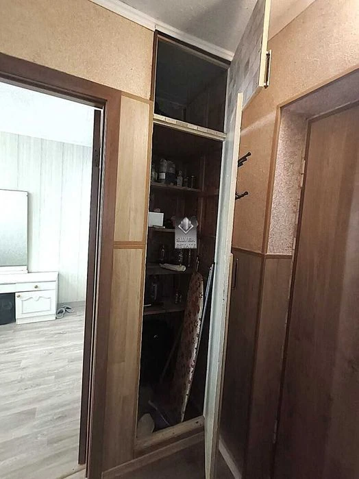 Продаж 2-кімнатної квартири роздільного планування, Шевченкі