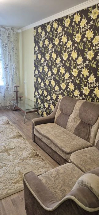 Продам гарну 3 кімнатну квартиру на вулиці Ковпака поверх 4