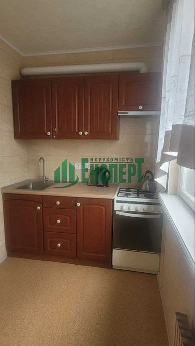Two-room apartment for sale on S. Saltovka, Metrostroiteley Street