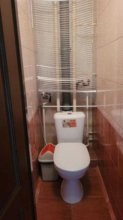 Two-room apartment for sale on S. Saltovka, Metrostroiteley Street