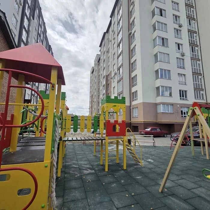 Гаряча ціна! 1-кім. квартира  біля парку