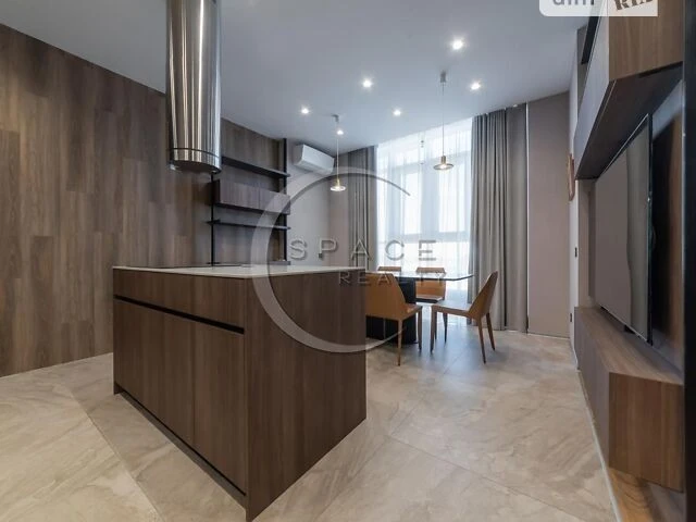 Sale of 6-room apartment 204 sq. m. on Andriy Verkhoglyada St. 15B •