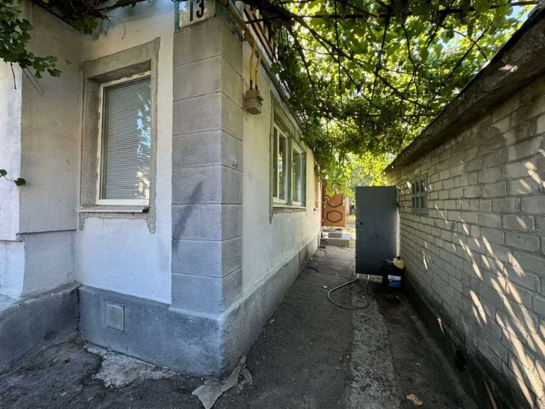 Продам будинок на Мирному