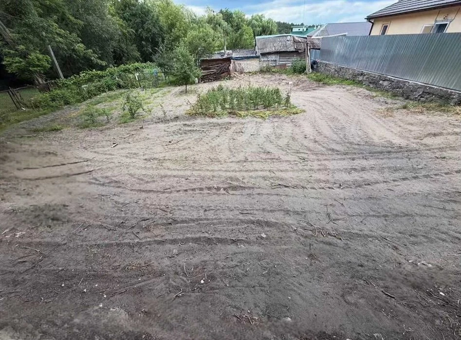 9 сот під забудову біля річки Тетерів (Гідропарк).Є будпаспо