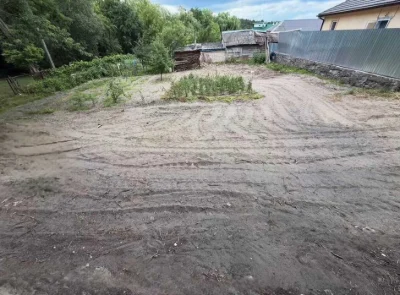 9 сот під забудову біля річки Тетерів (Гідропарк).Є будпаспо