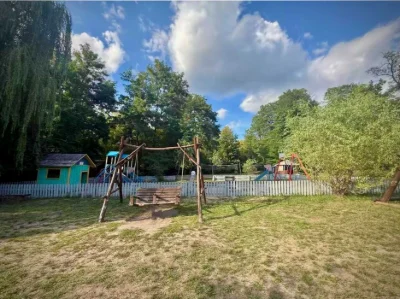 9 сот під забудову біля річки Тетерів (Гідропарк).Є будпаспо