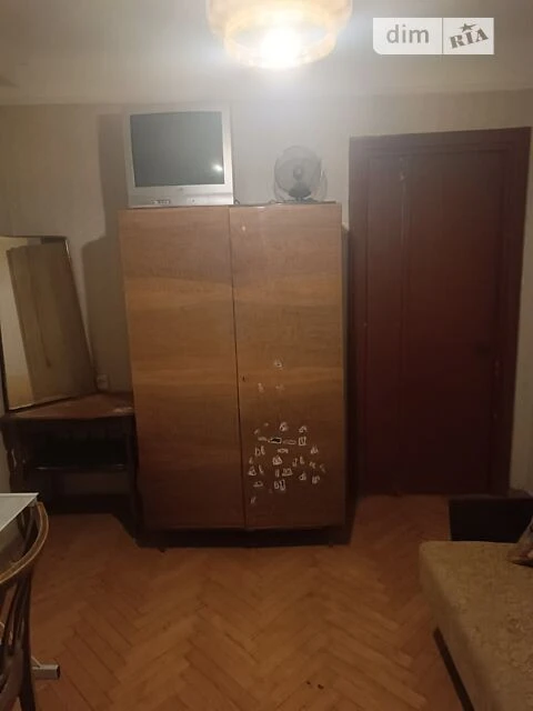 Здам в оренду кімнату на вул. Ентузіастів 5/1 довгостроково
