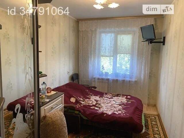 Здам в оренду кімнату на вул. Василя Кучера 2 довгостроково