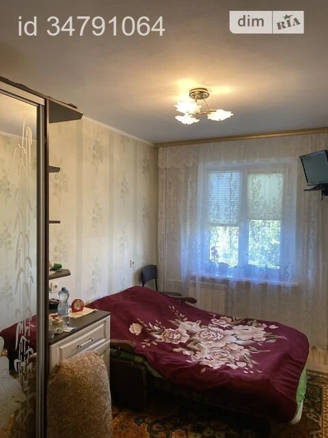 Здам в оренду кімнату на вул. Василя Кучера 2 довгостроково