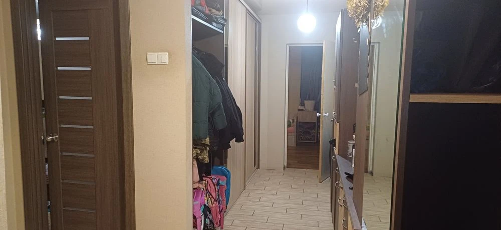 Продам 3к квартиру, Тополь-1